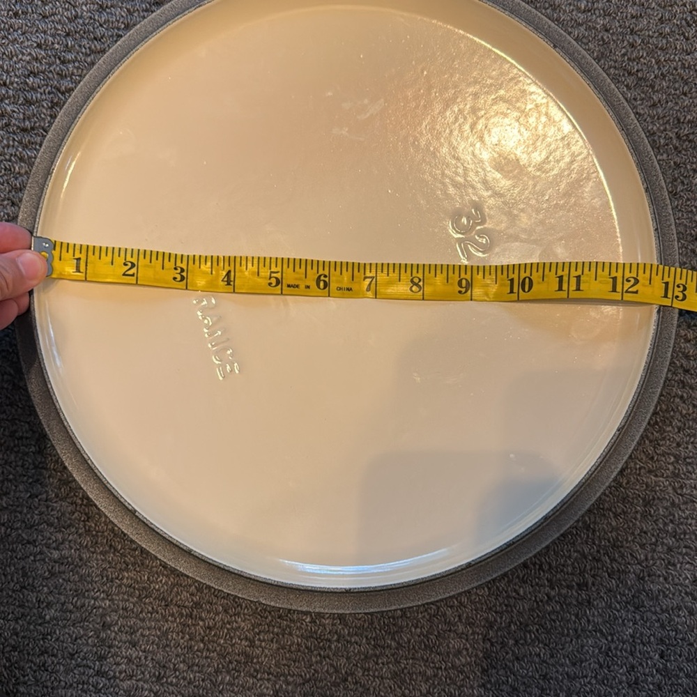 Le Creuset Lid only no knob olive green 12 1/4” approximately inside soup pot 32 - Picture 4 of 5